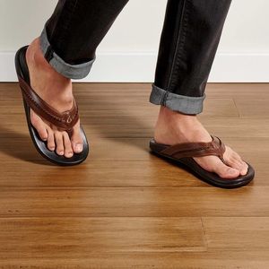 Brand New OluKai Men’s Flip Flops - Size 11